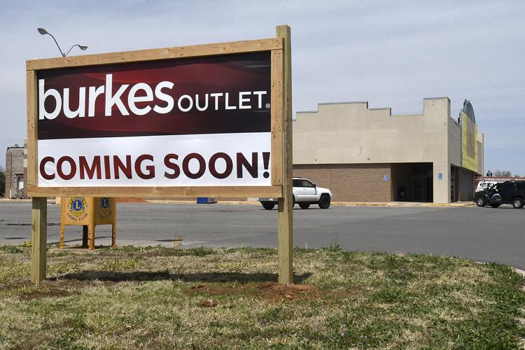 Burkes Outlet store to open on West Garriott